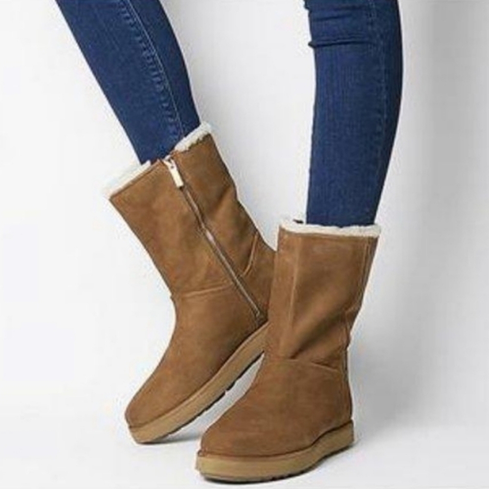 NWT Ugg Australia Classic Short 9" BLVD Chestnut Suede Sheepskin Zipper Boots 8